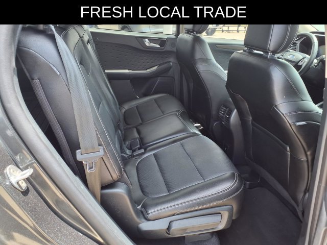 Used 2020 Ford Escape Titanium FWD image 20