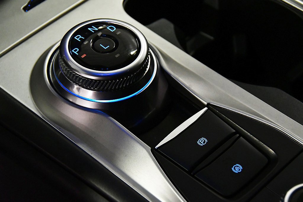 Used 2022 Ford Explorer XLT image 24