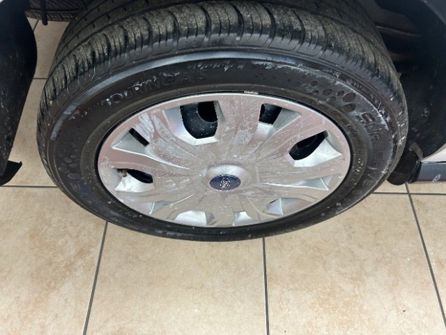 Used 2020 Ford Transit Connect XLT image 15