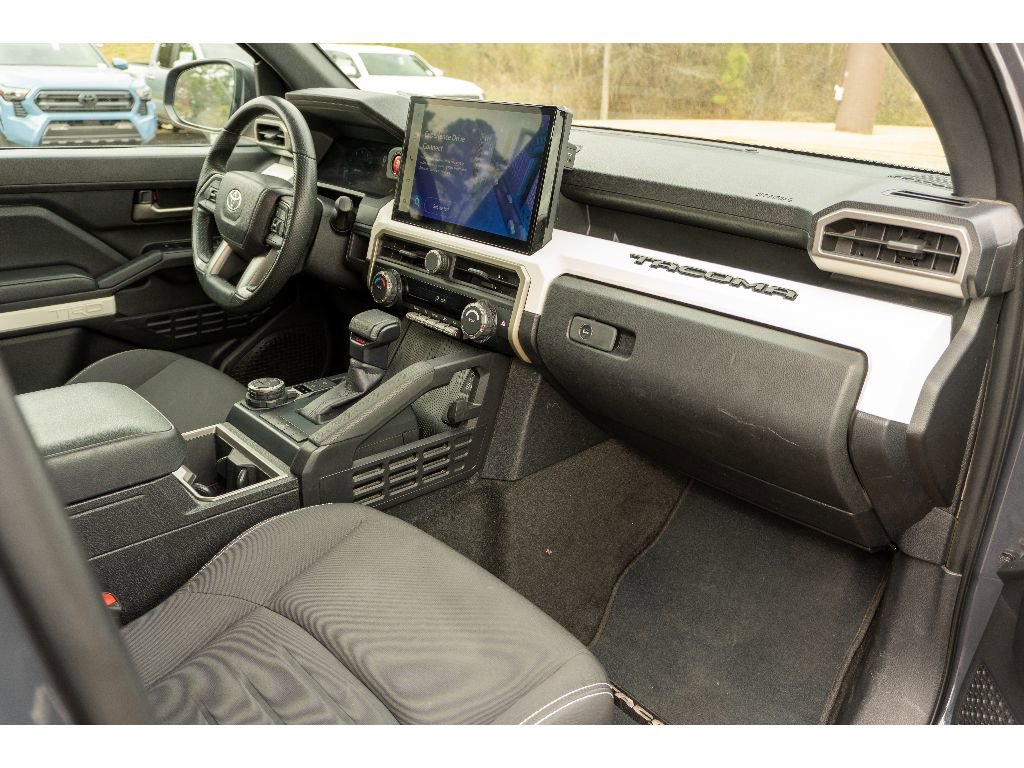 Used 2024 Toyota Tacoma TRD Off-Road image 16
