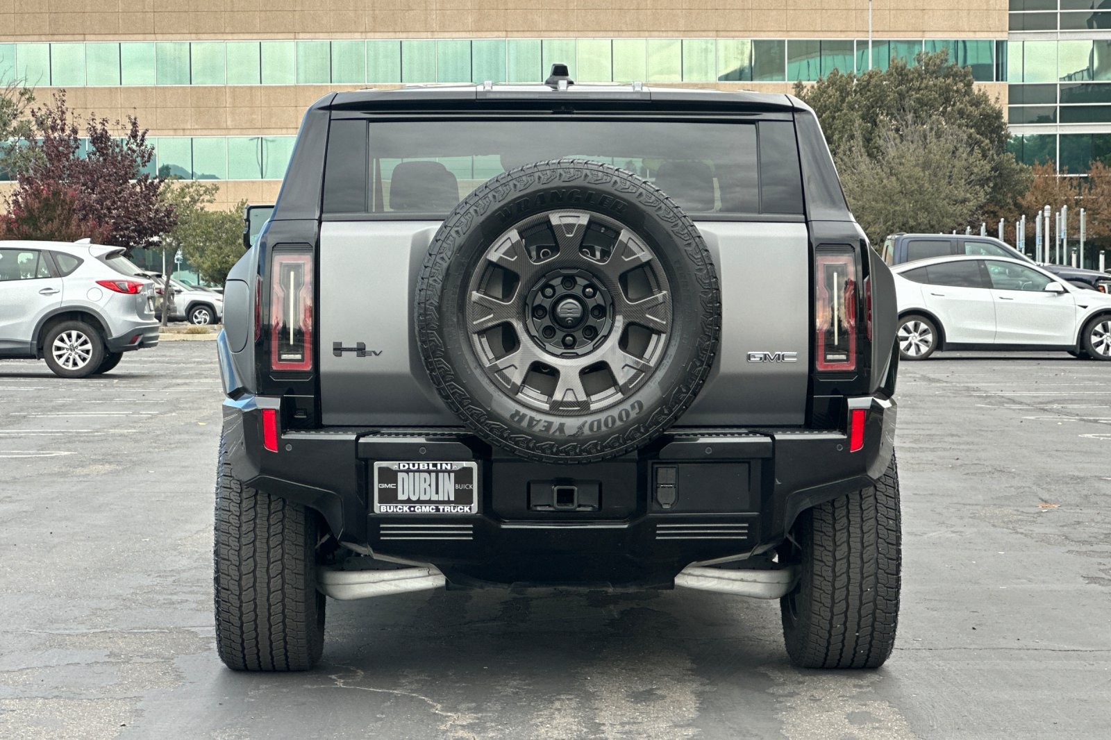 Used 2026 GMC Hummer EV 3X w/ Carbon Fiber Edition Package AWD/4WD image 5