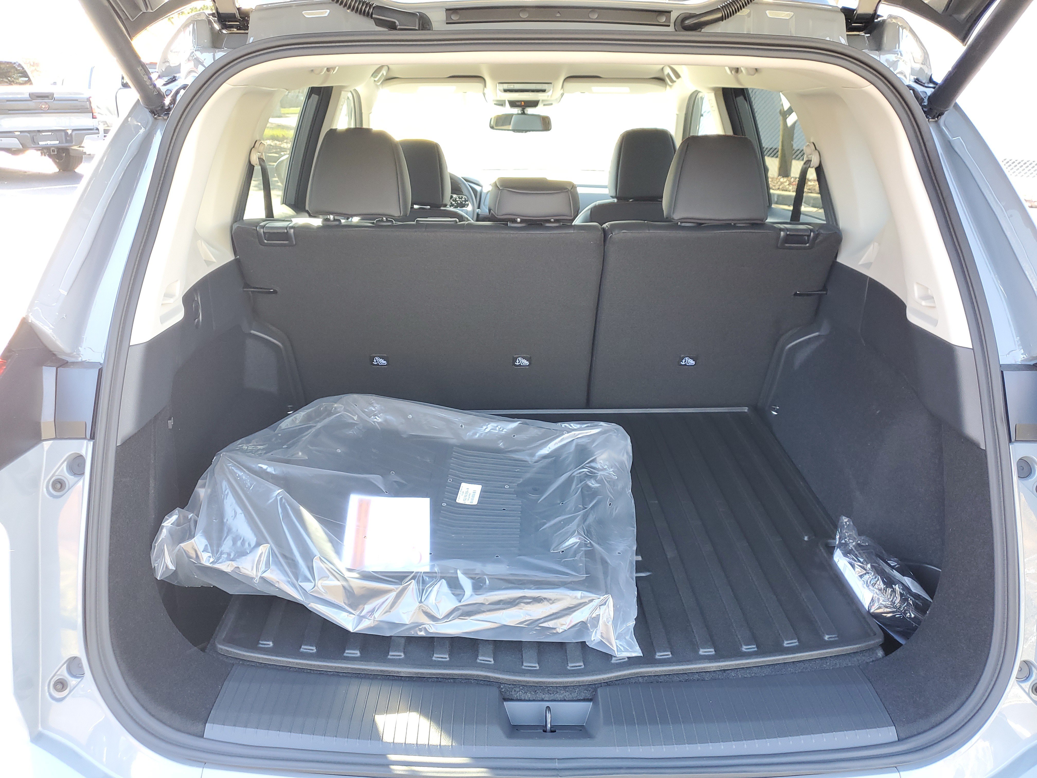 New 2027 Nissan Rogue SV w/ Rock Creek Premium Package AWD/4WD image 30
