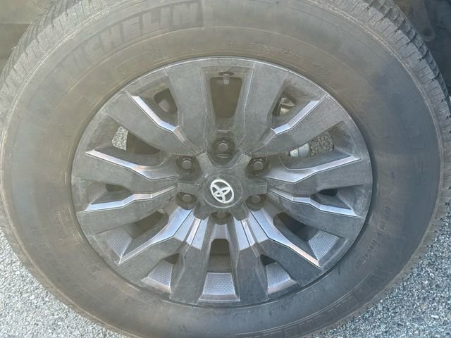 Used 2023 Toyota Tacoma Limited w/ Nightshade Package image 18