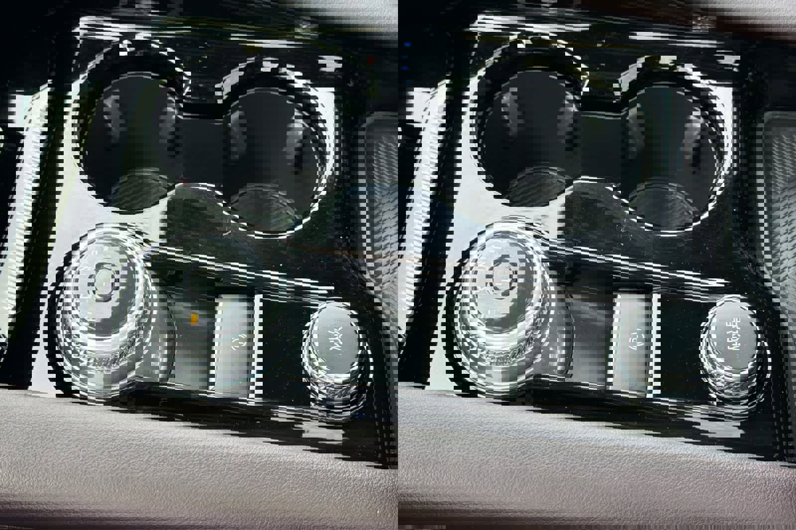 Certified 2025 Ford Explorer Platinum w/ LUX Leather Package image 23