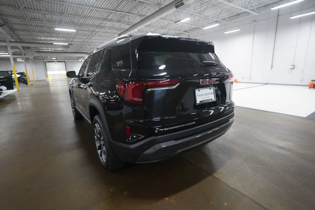 Used 2025 GMC Terrain Elevation w/ Elevation Premium Package AWD/4WD image 34