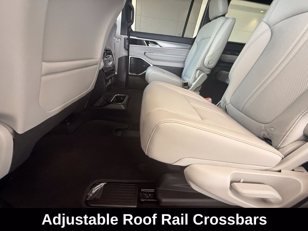 New 2026 Jeep Grand Wagoneer L Limited AWD/4WD image 31