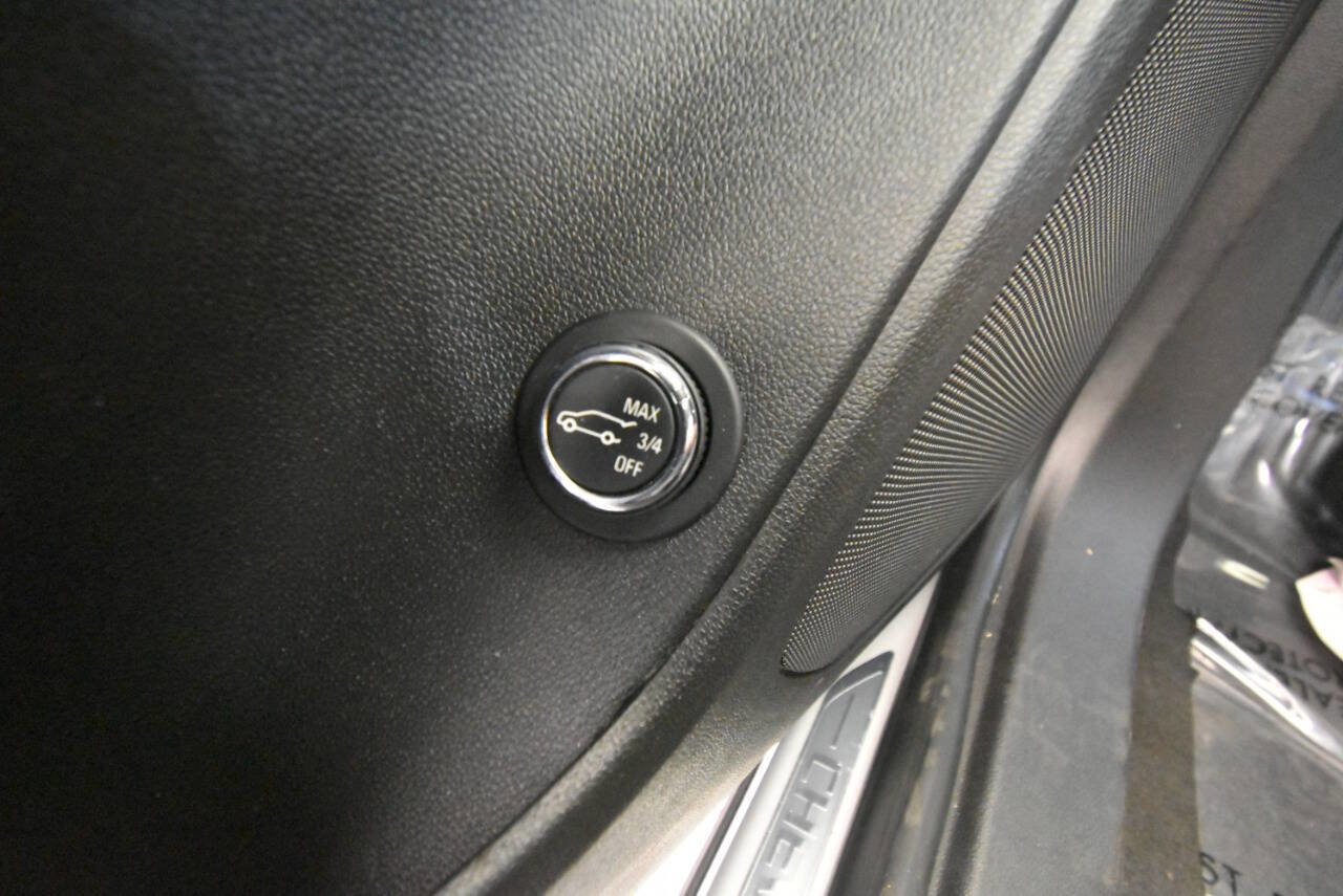 Used 2022 Chevrolet Blazer RS w/ Driver Confidence II Package AWD/4WD image 43