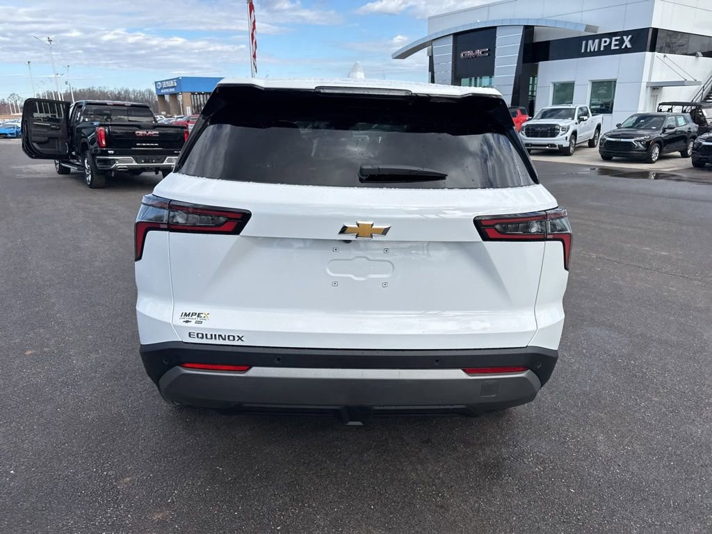 New 2026 Chevrolet Equinox LT w/ Convenience Package II image 4
