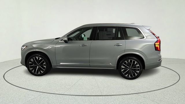 New 2026 Volvo XC90 B5 Plus w/ Protection Package AWD/4WD image 4
