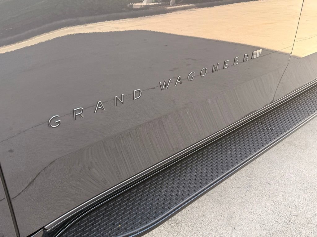 New 2026 Jeep Grand Wagoneer L 2WD w/ Premium Group I image 32