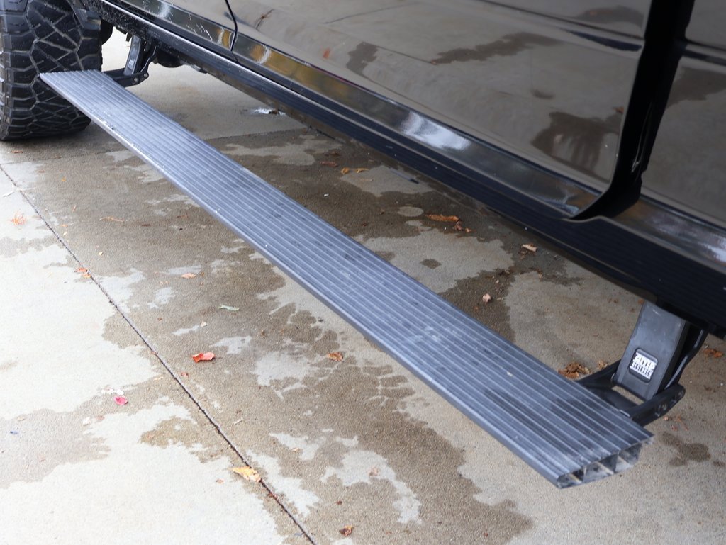 Used 2023 RAM 2500 Limited w/ Night Edition image 10