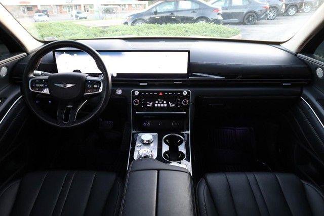 Used 2025 Genesis GV80 2.5T Standard AWD/4WD image 25