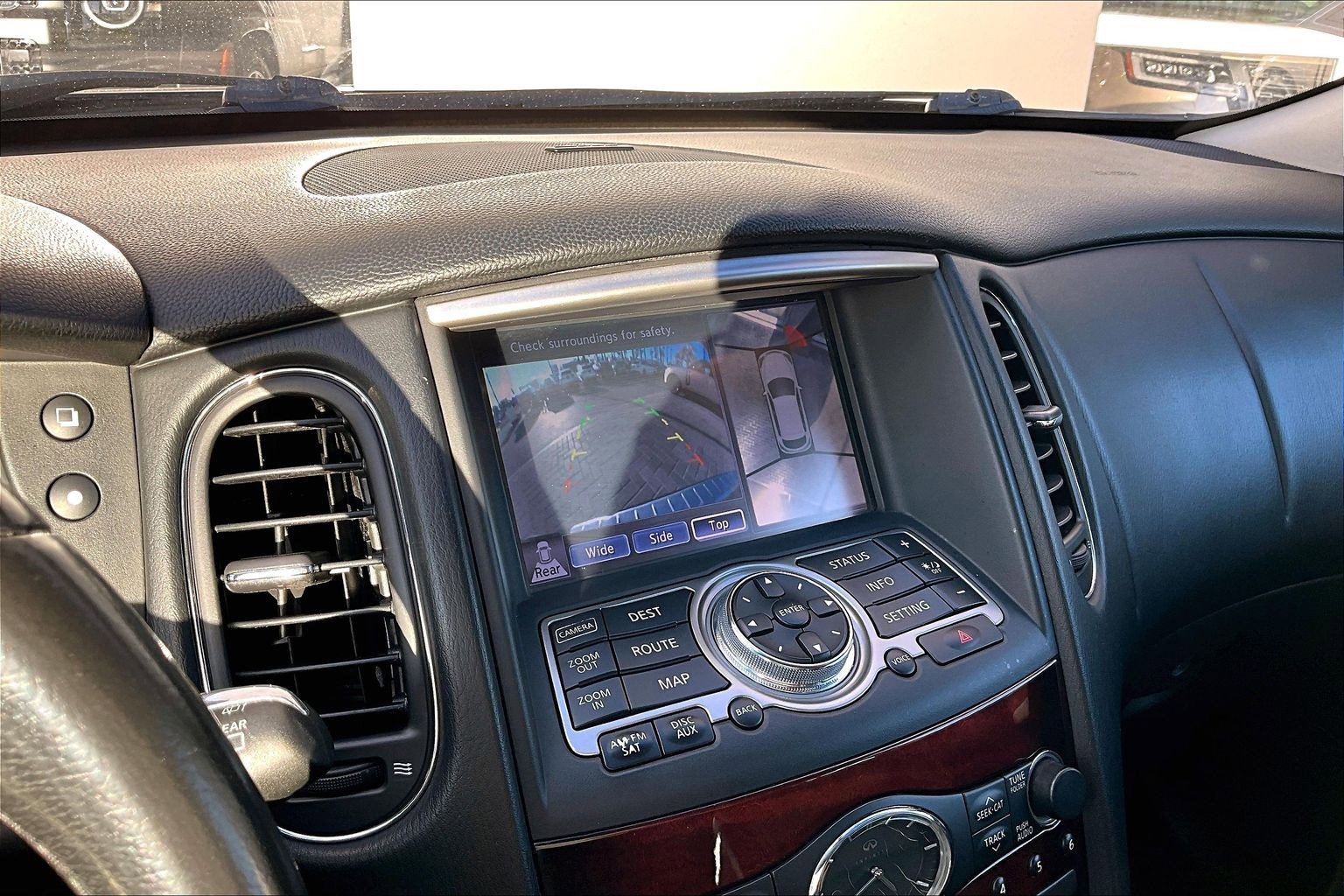 Used 2015 INFINITI QX50 Journey w/ Premium Package image 20