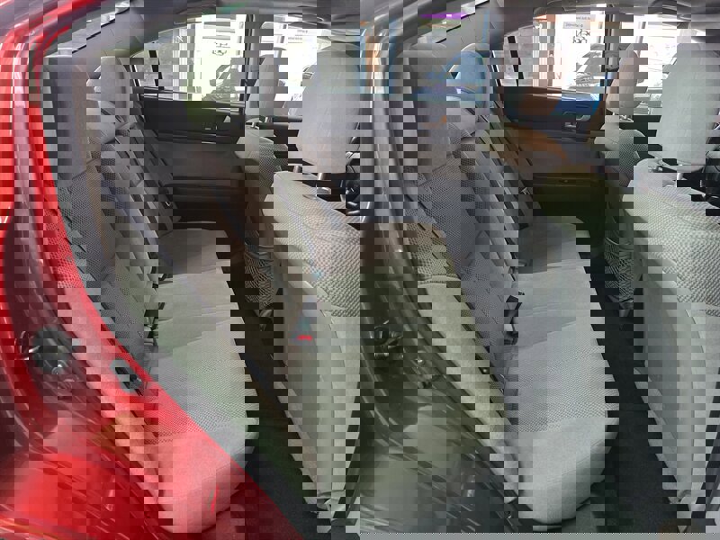 Used 2012 Mitsubishi Galant ES image 16