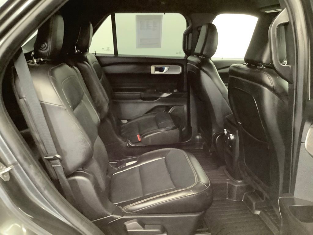 Used 2020 Ford Explorer Limited image 33