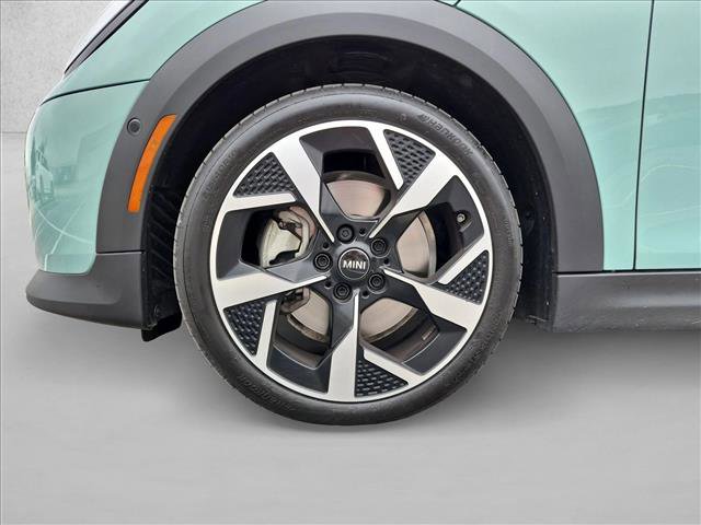 Used 2025 MINI Cooper S FWD image 9
