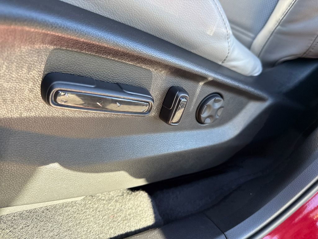 Used 2021 Honda CR-V EX-L image 4