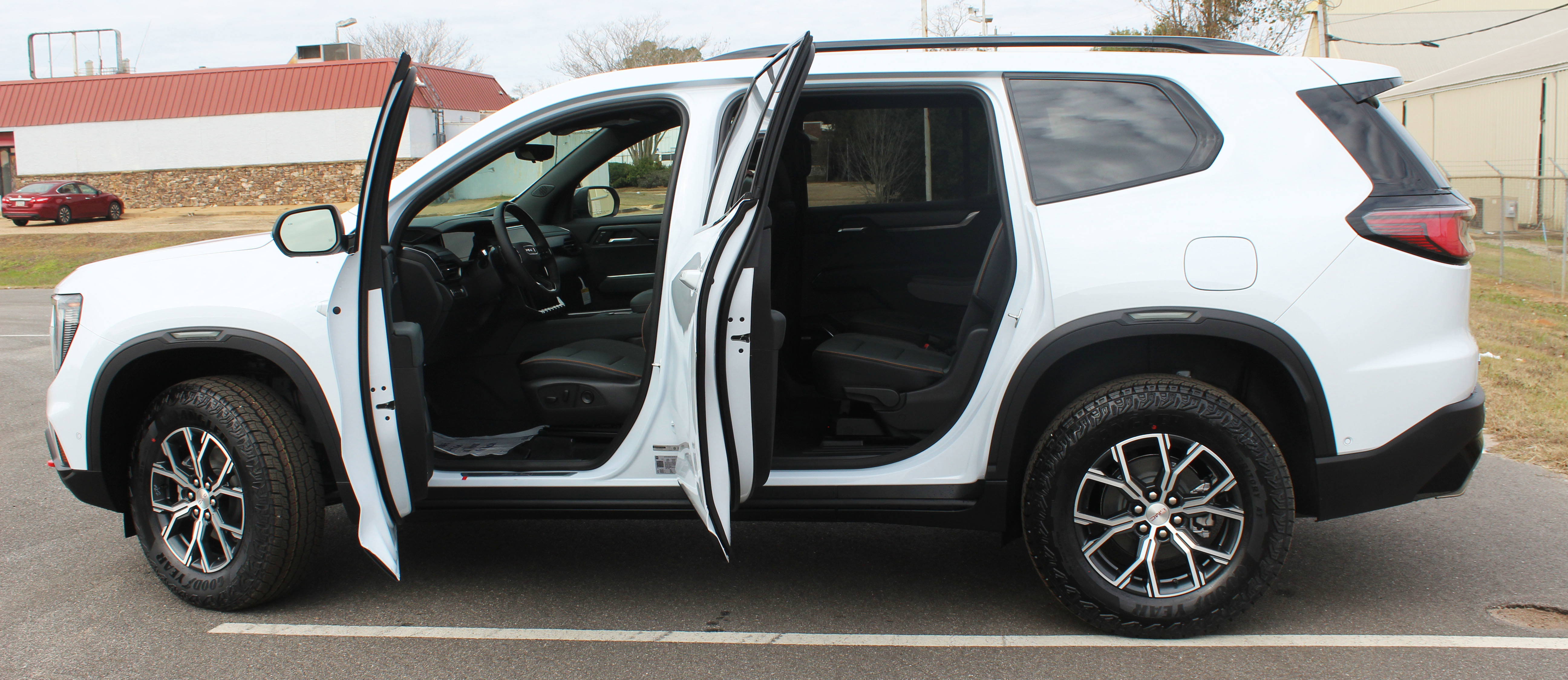 New 2026 GMC Acadia AT4 image 5