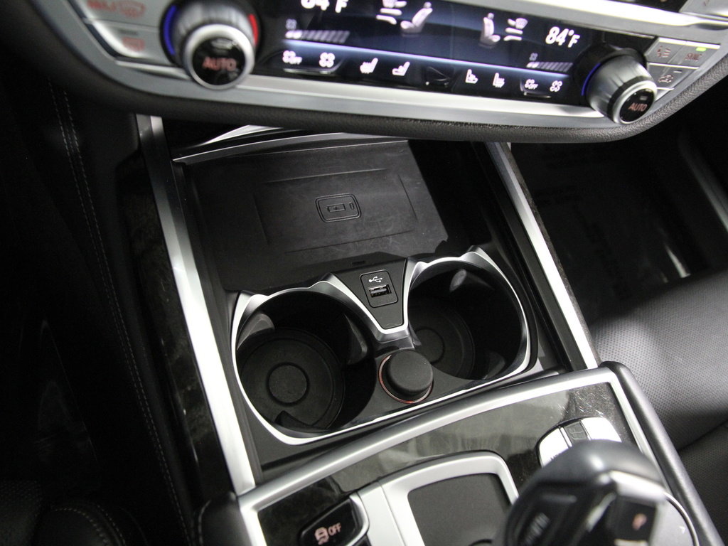 Certified 2022 BMW 740i xDrive w/ M Sport Package image 17