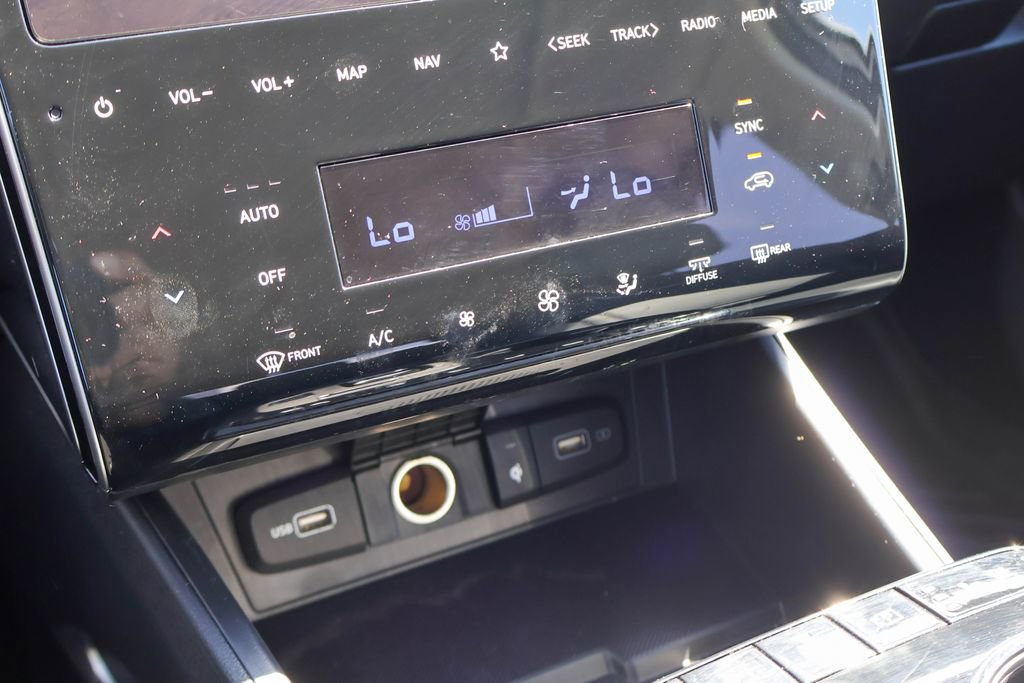 Used 2023 Hyundai Tucson Limited image 15