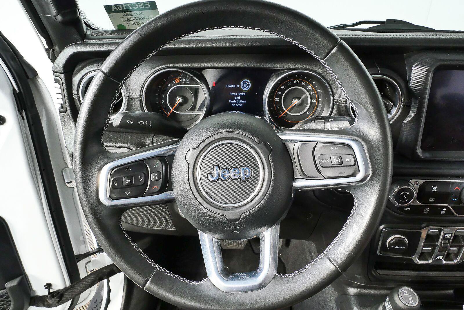 Used 2021 Jeep Wrangler Unlimited Sahara AWD/4WD image 9