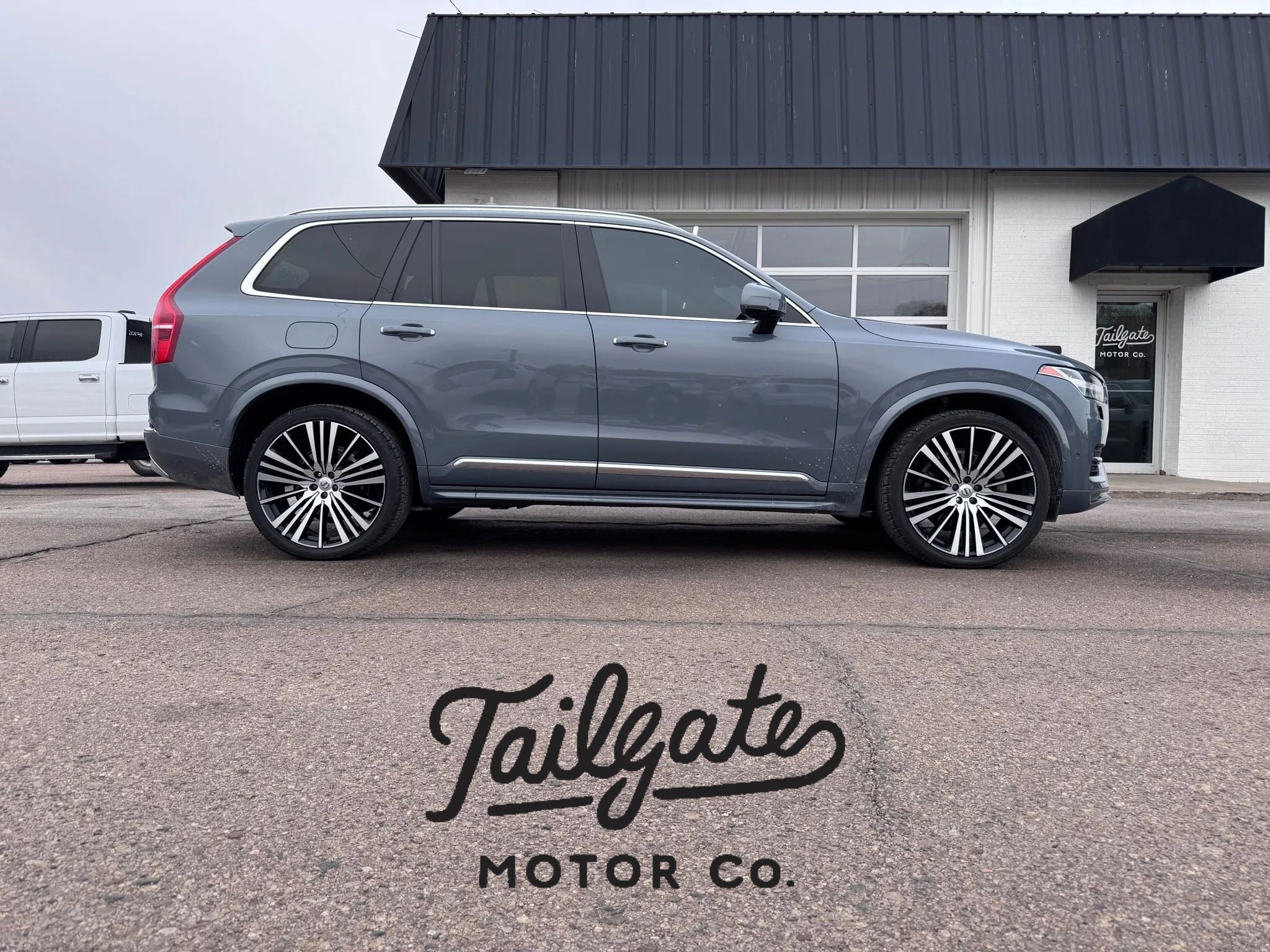 Used 2022 Volvo XC90 T6 Inscription w/ Lounge Package