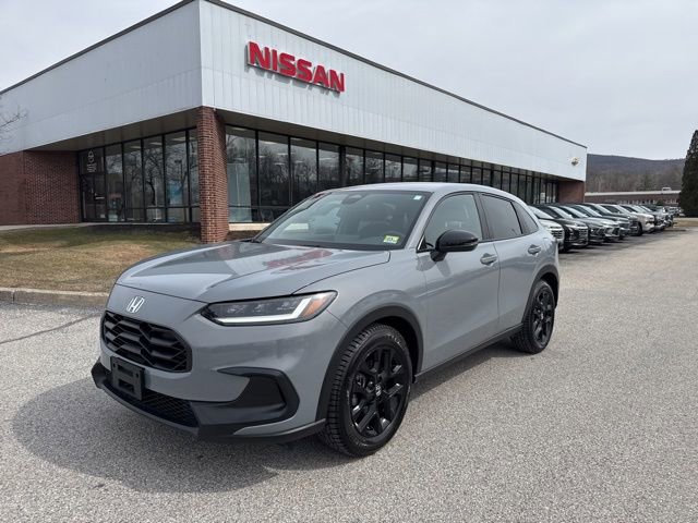 Used 2024 Honda HR-V Sport image 2