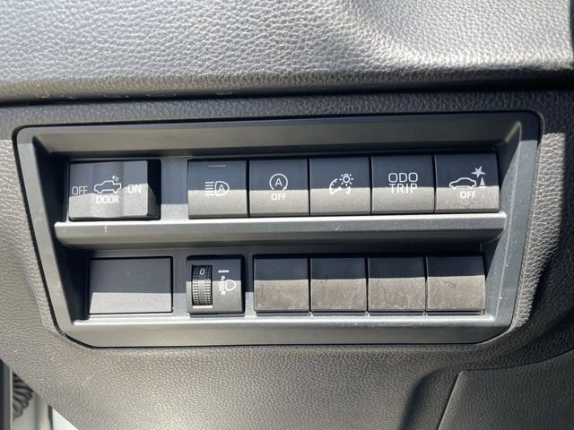 Used 2025 Toyota Tundra SR5 w/ SR5 Convenience Package RWD image 34