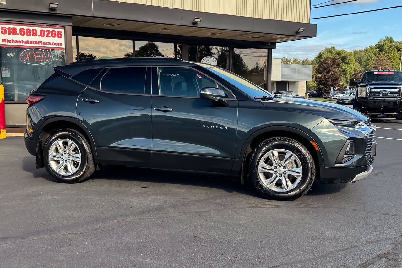 Used 2019 Chevrolet Blazer LT AWD/4WD image 3