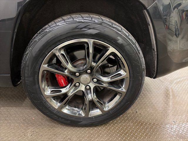 Used 2015 Jeep Grand Cherokee SRT w/ Trailer Tow Group IV image 39