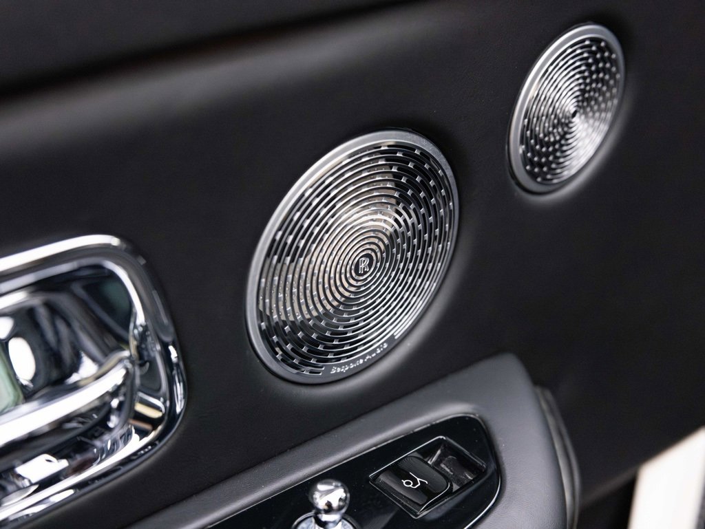 Used 2019 Rolls-Royce Cullinan image 25