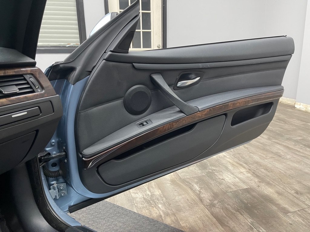 Used 2013 BMW 328i Convertible RWD image 29