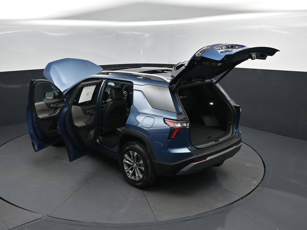New 2027 Chevrolet Equinox LT w/ Convenience Package II FWD image 47