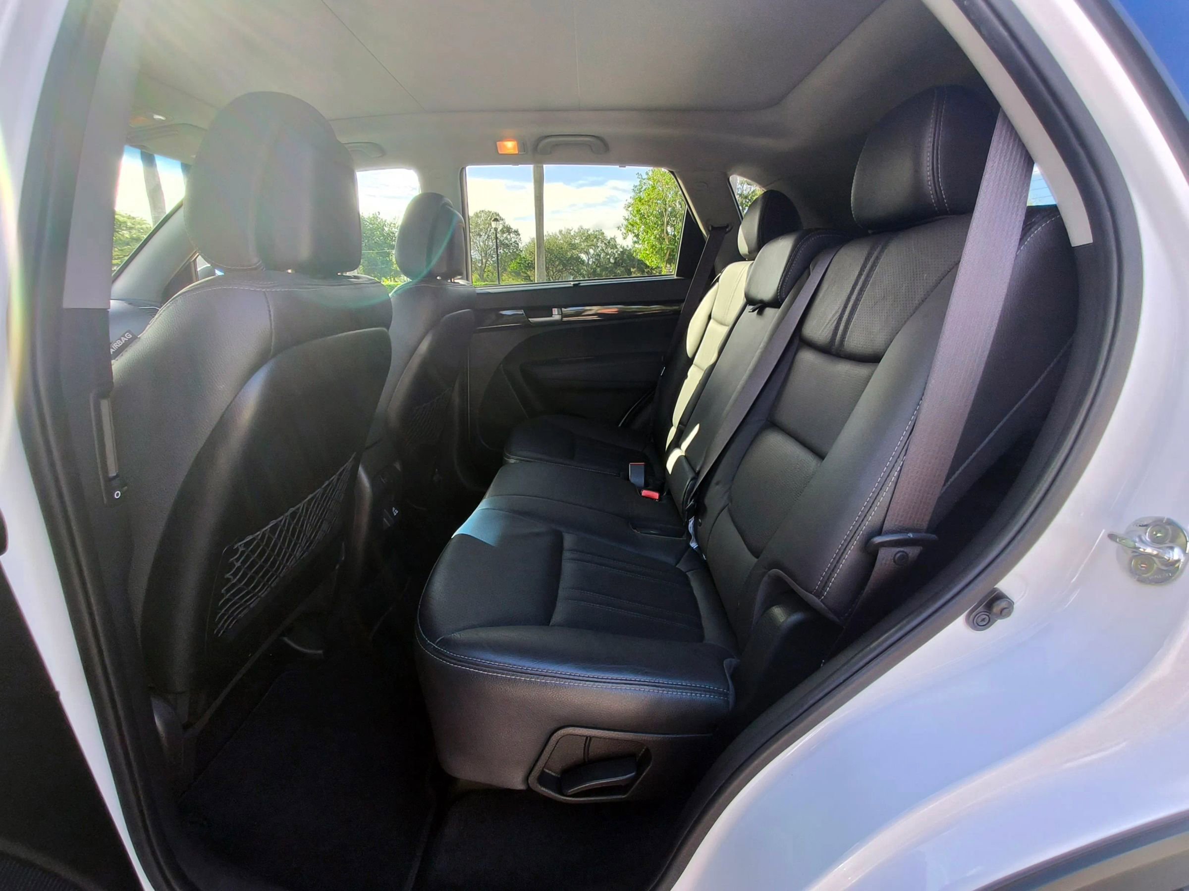 Used 2015 Kia Sorento EX w/ EX V6 Touring Package image 29