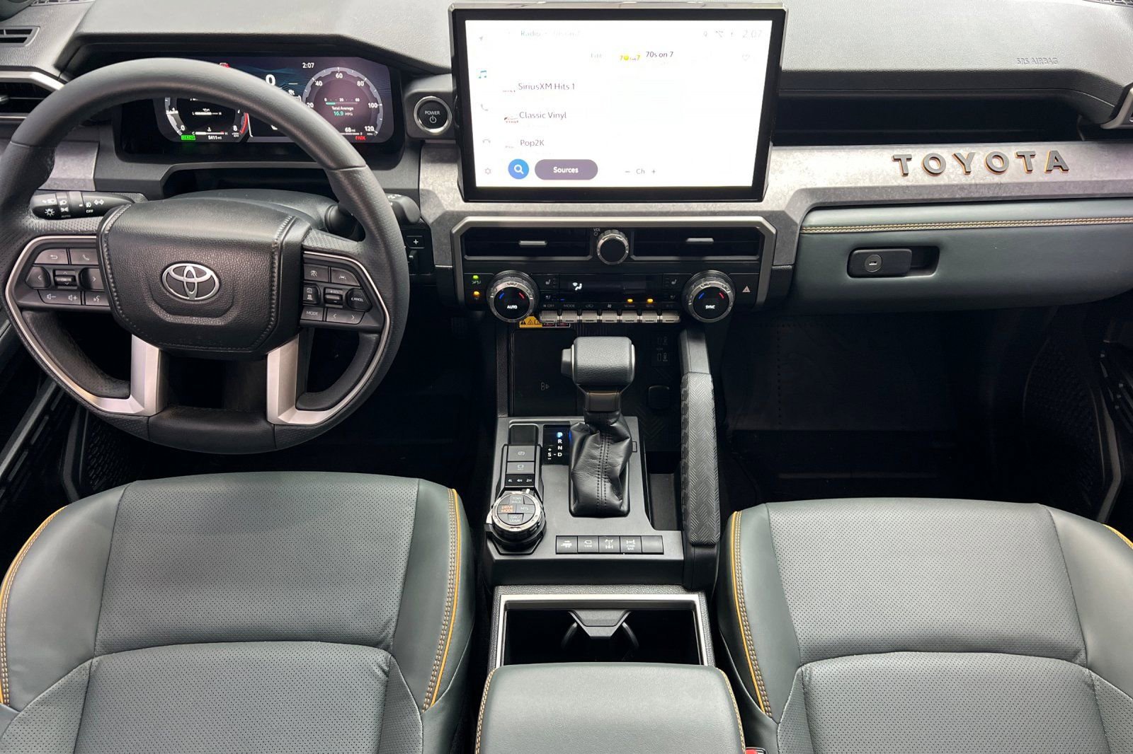 Used 2025 Toyota 4Runner Trailhunter image 10