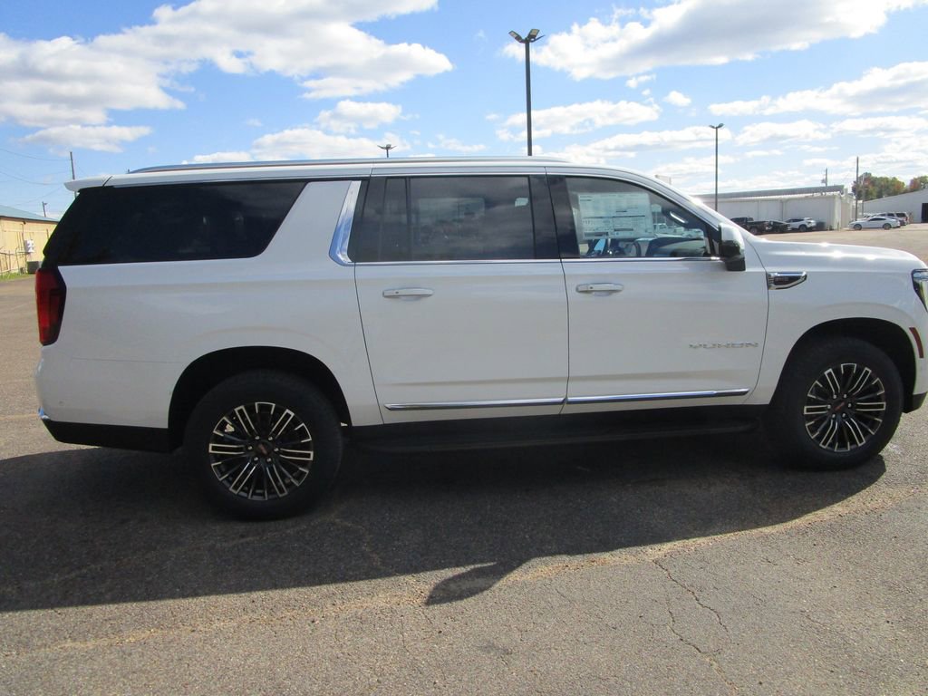 New 2026 GMC Yukon XL Elevation image 6