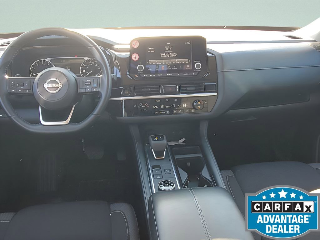 Used 2025 Nissan Pathfinder SV image 26