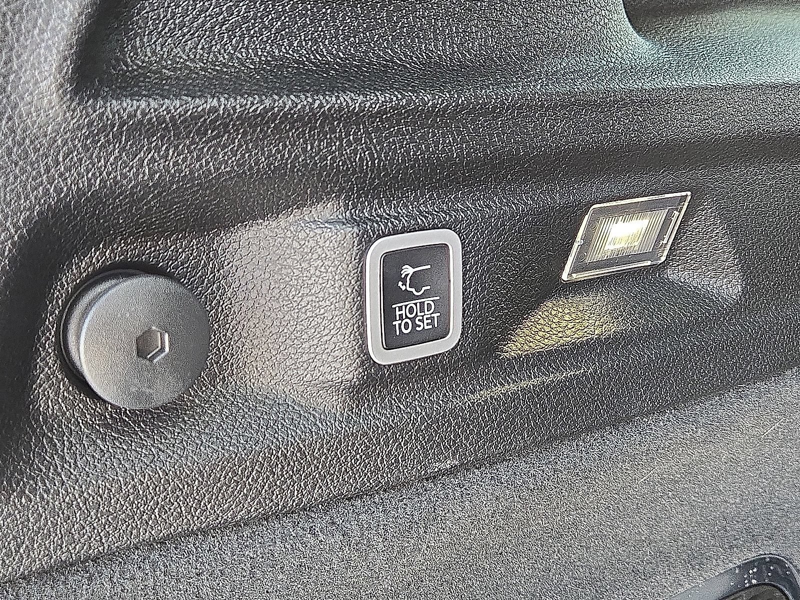 Used 2023 Jeep Grand Cherokee L Summit w/ MOPAR Finishing Package AWD/4WD image 14