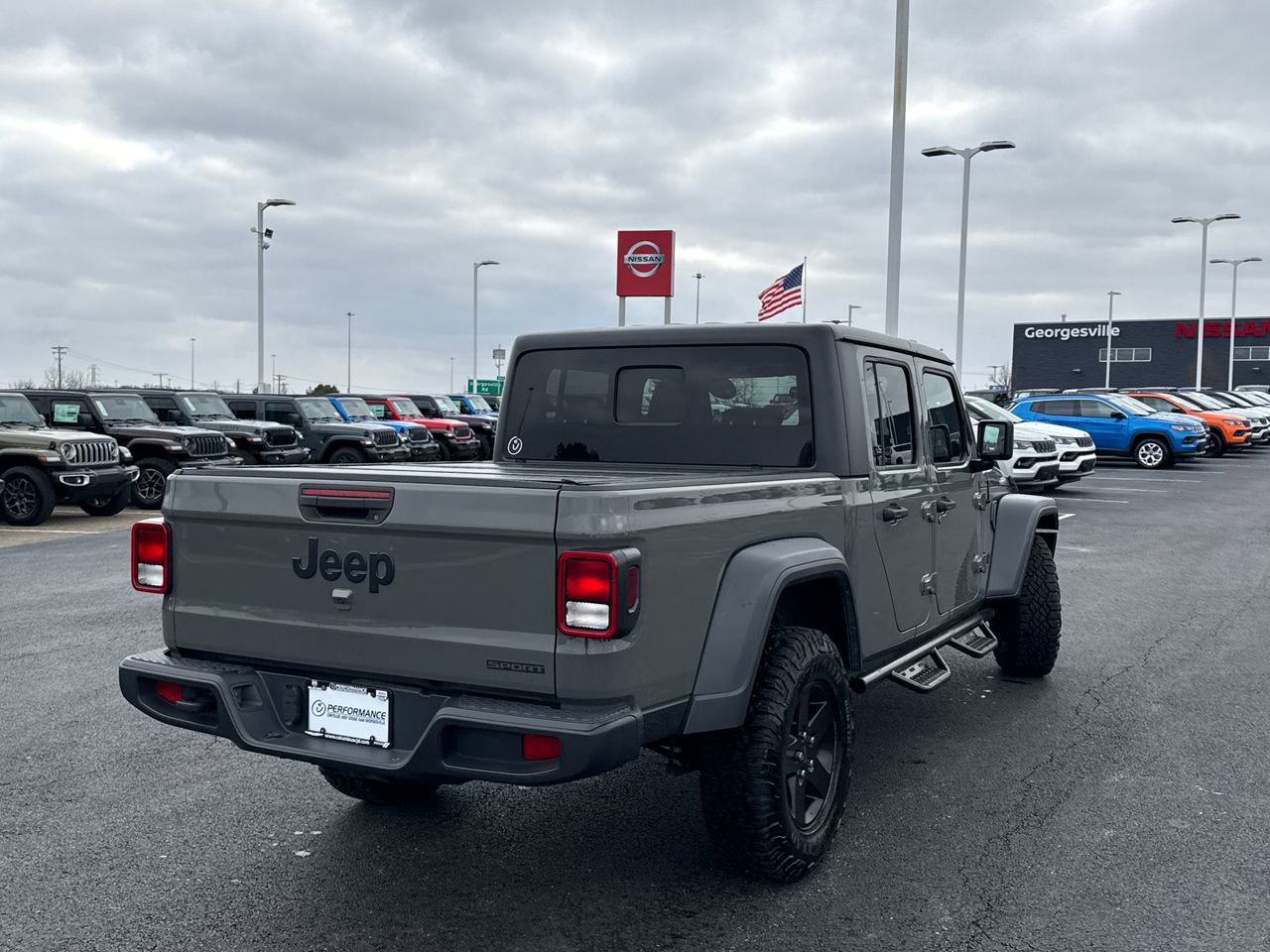 Used 2020 Jeep Gladiator Sport w/ Quick Order Package 24S image 3