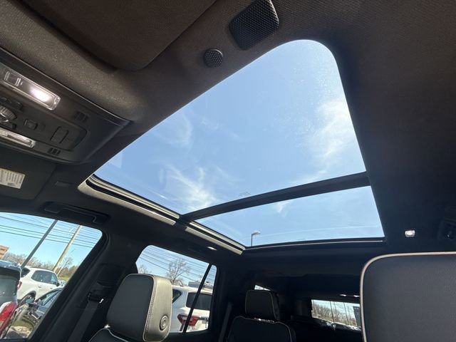 Used 2024 Chevrolet Tahoe Premier image 21