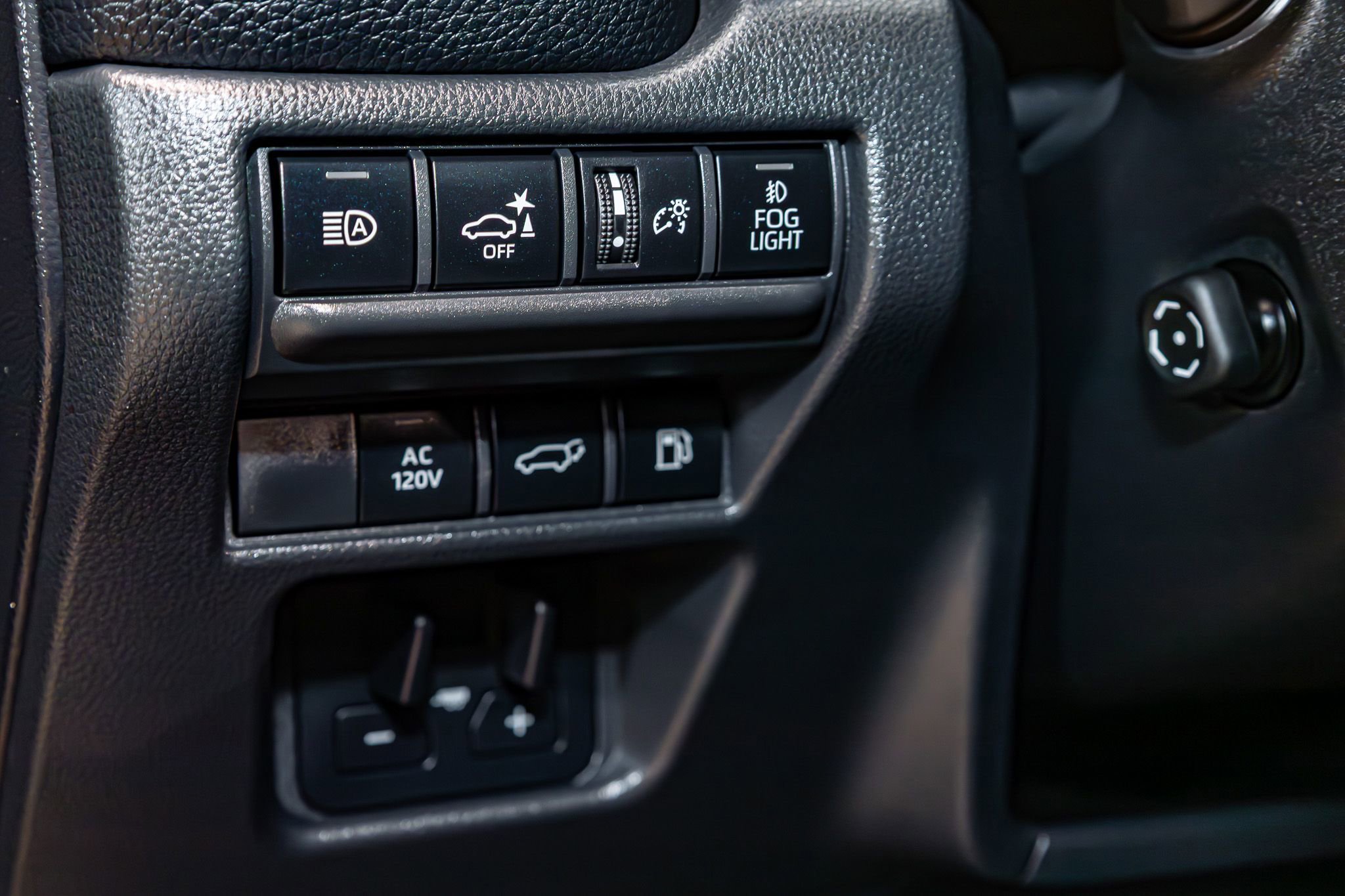 Used 2026 Toyota Land Cruiser image 20