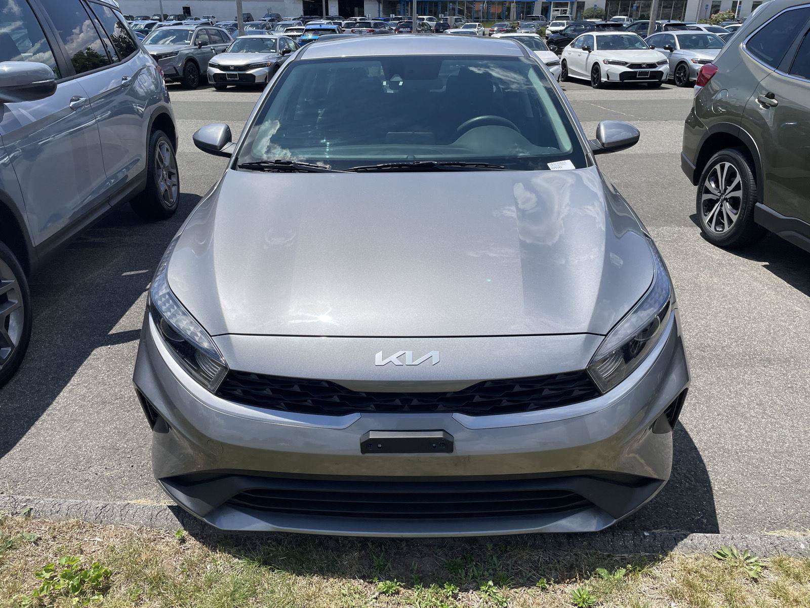 Used 2024 Kia Forte LXS FWD image 2