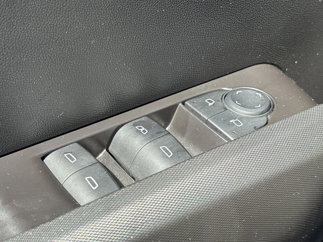 Used 2024 GMC Canyon Elevation w/ Convenience Package image 26