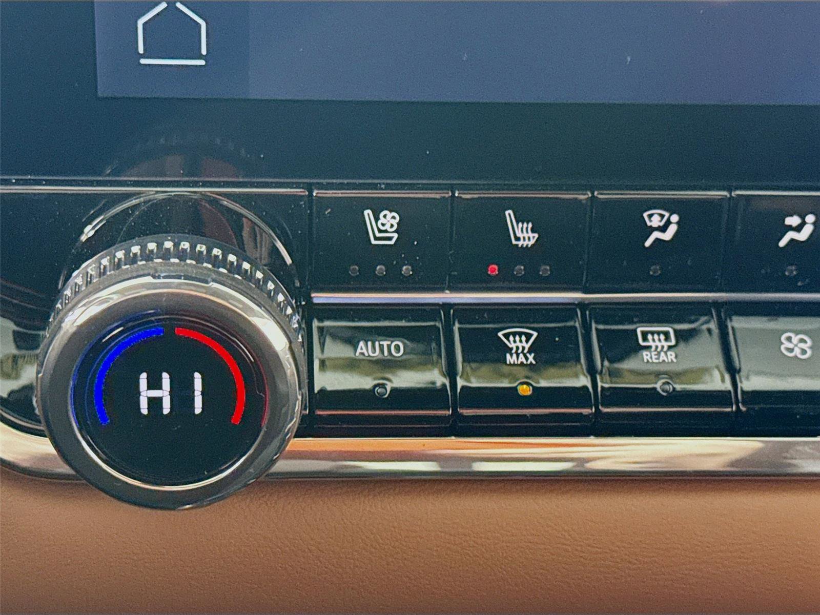 New 2026 GMC Canyon AT4 w/ Technology Plus Package image 15