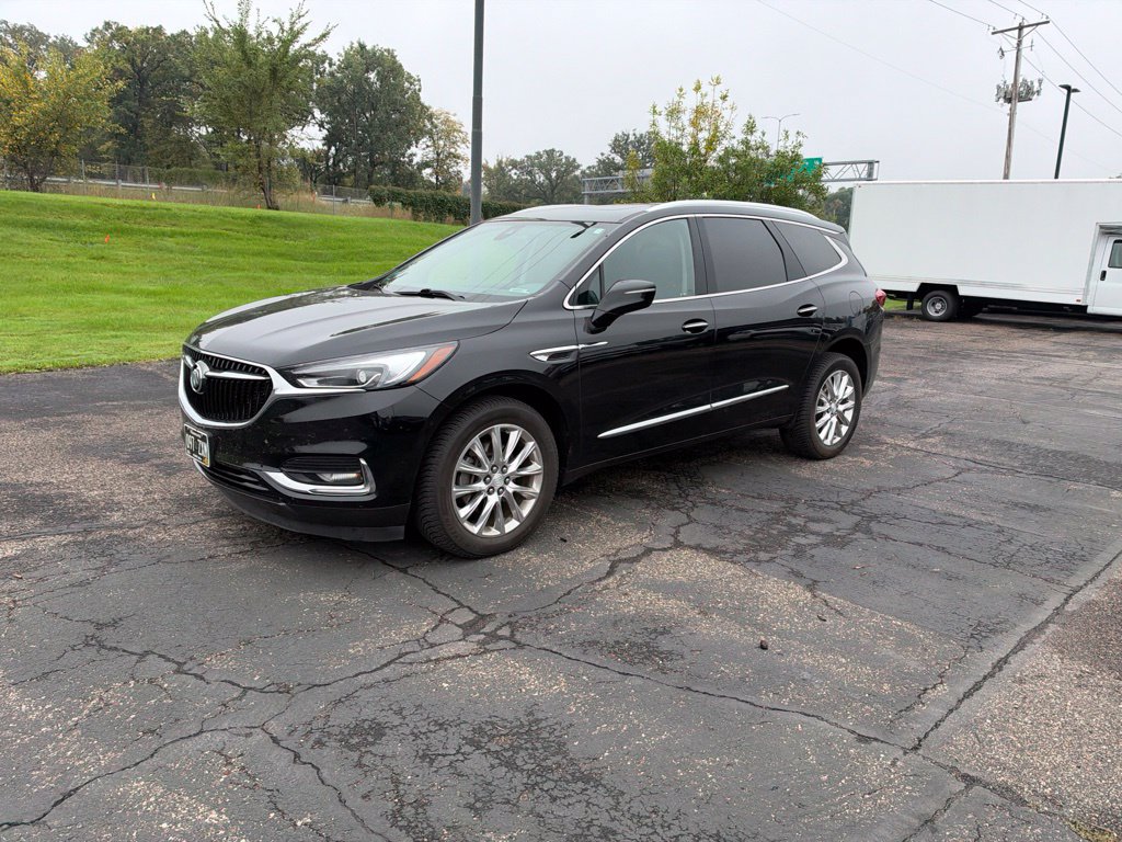 Used 2018 Buick Enclave Premium w/ Experience Buick Package AWD/4WD image 3