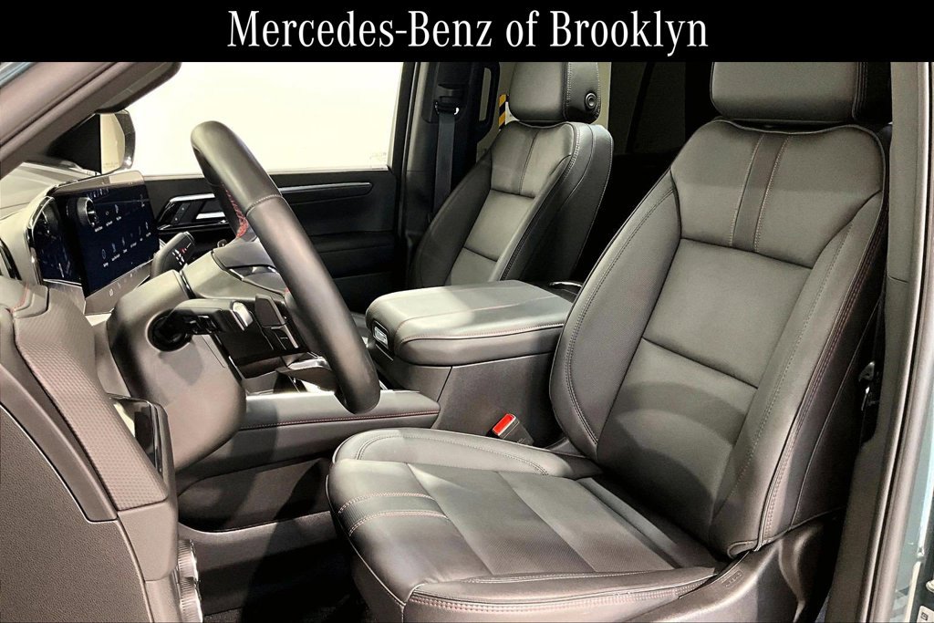 Used 2025 Chevrolet Tahoe RST w/ Comfort Package AWD/4WD image 7