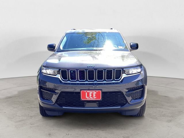 Used 2023 Jeep Grand Cherokee Laredo X AWD/4WD image 8