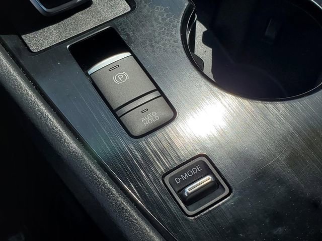 Certified 2023 Nissan Rogue SV FWD image 22