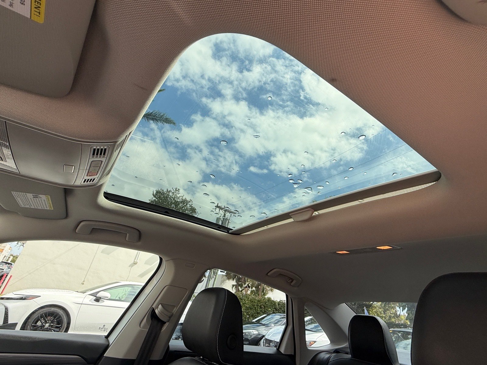 Used 2024 Volkswagen Jetta SEL FWD image 33