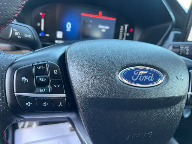 Used 2024 Ford Escape ST-Line w/ Tech Pack #1 AWD/4WD image 25